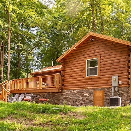 Secluded Wooded Cabin Near The Hocking Hills New Straitsville Exterior photo